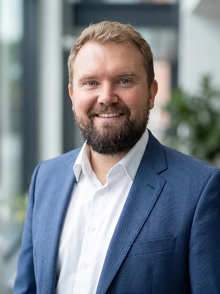 Jonas, Gründer von Kontorly